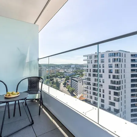 Na 15 Piętrze Z Widokiem Na Zatokę W Gdyni I Parkingiem By Renters